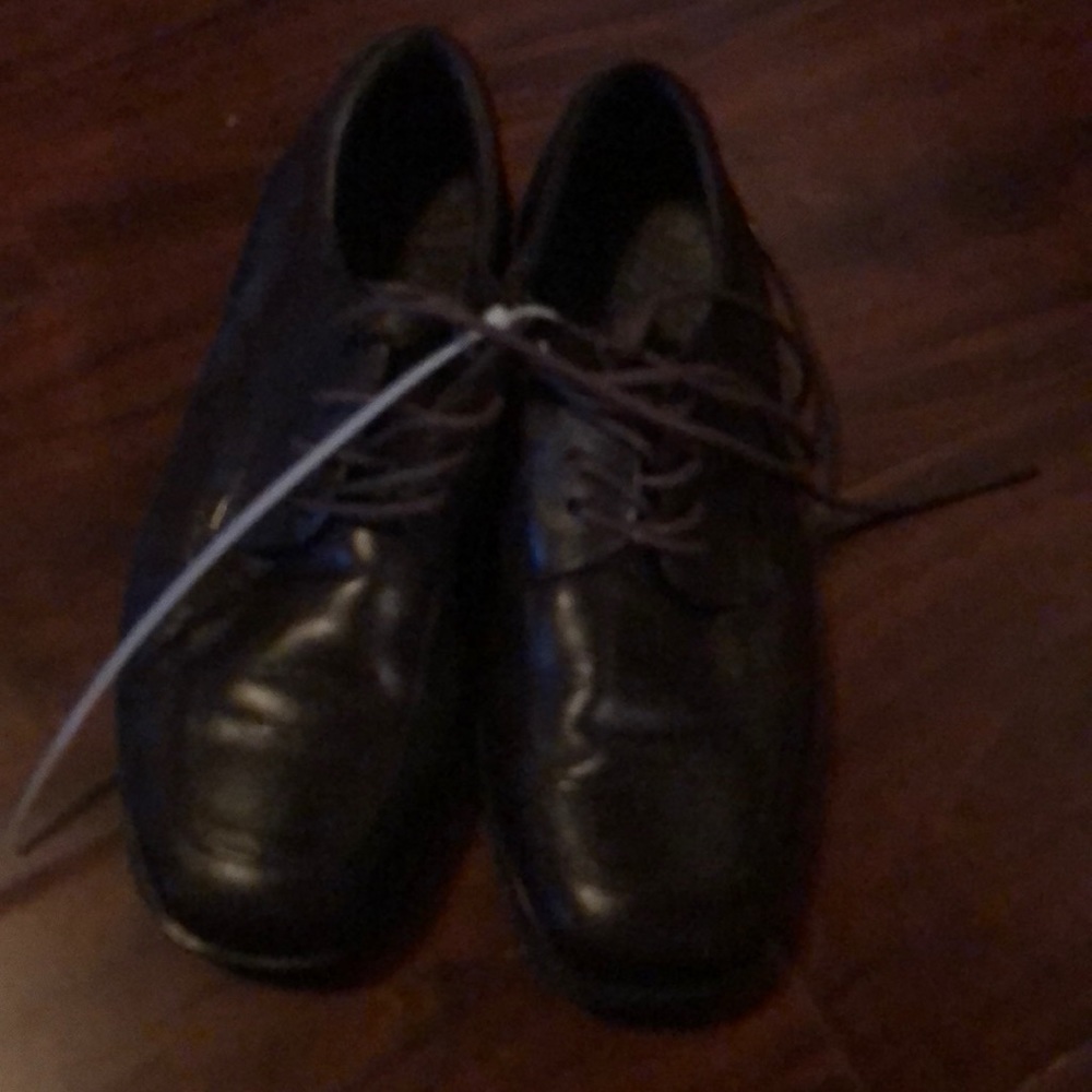 Kenneth Cole Reaction brown dress shoes